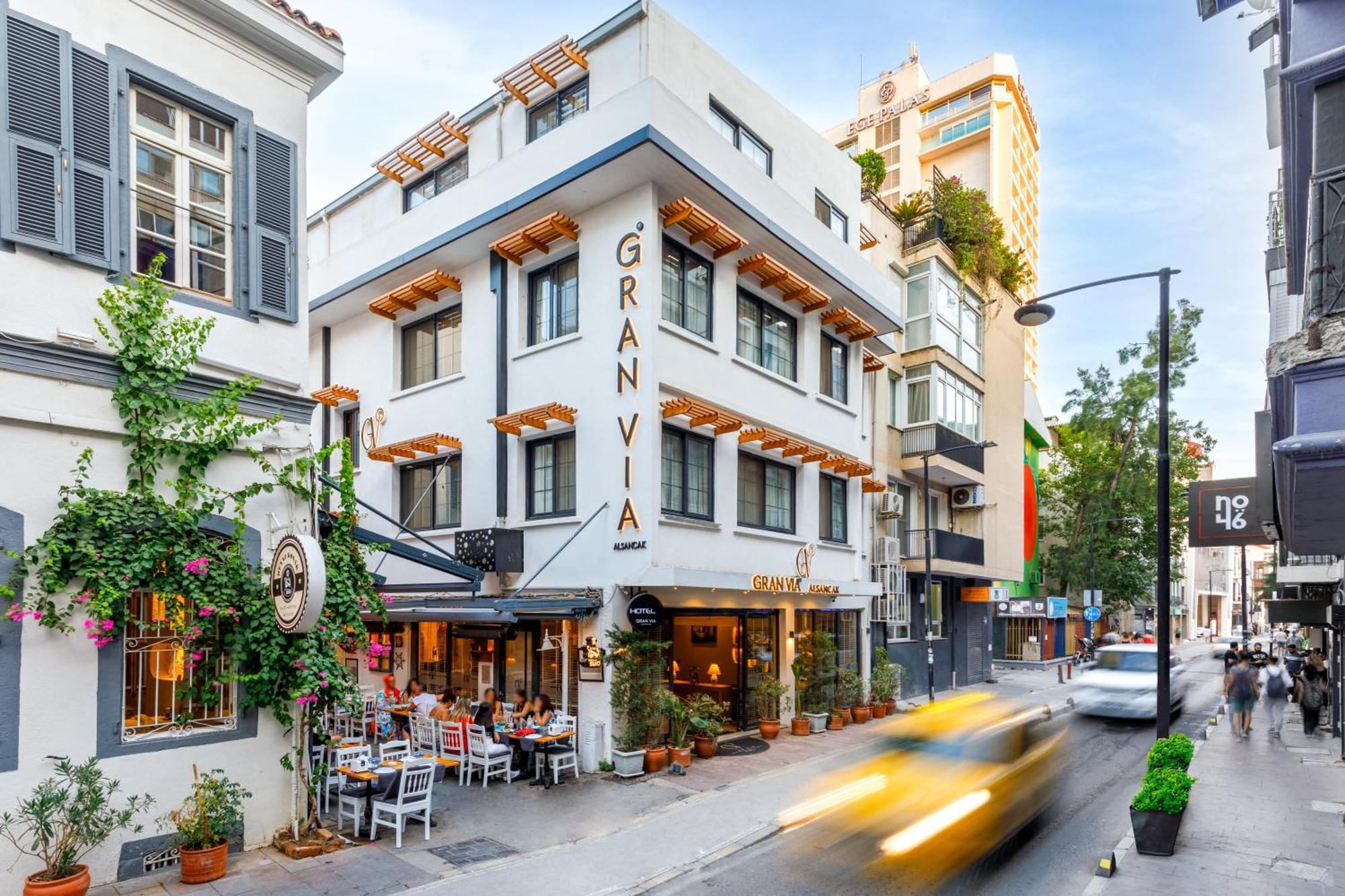 Gran Via Alsancak Hotel Izmir Exterior photo